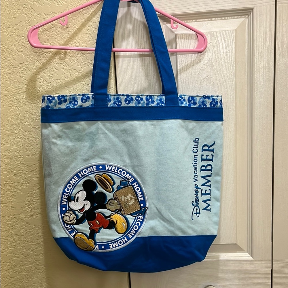 Disney Vacation Club Member Tote(New, Never Used)